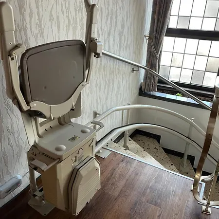 Mit Balkon Am Rhein * 科布倫茨